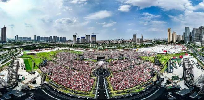 亿元！南海华晨宇火星演唱会热度爆表！j9九游会入口首页冲上热搜第一！超(图5)