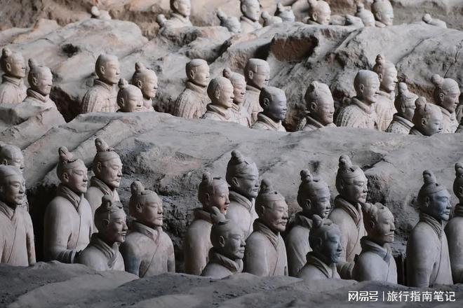 陕西十佳导游梅子解锁古都深度文化体验j9国际站登录西安小团定制游首选：(图2)