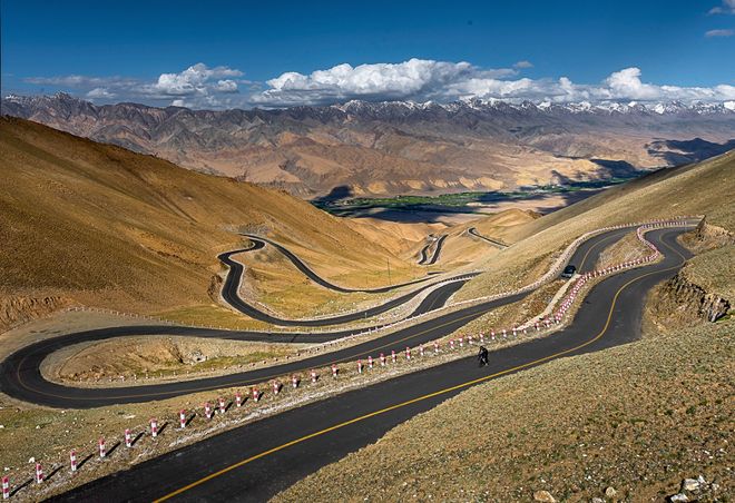 乌鲁木齐十大高端定制游旅行社权威评测榜九游会登录j9入口专业机构认证：四季度(图3)